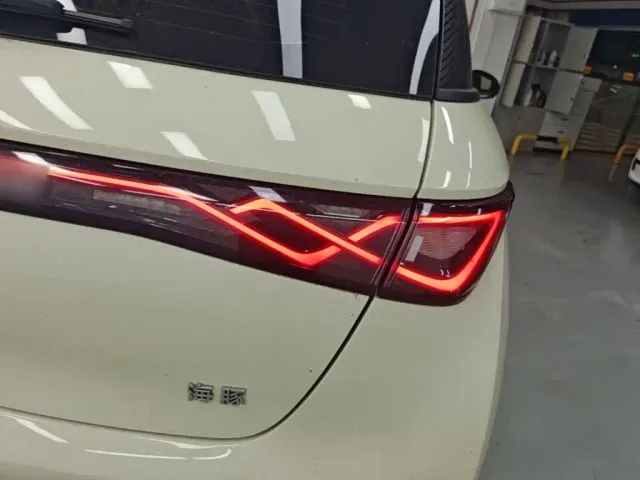 BYD Dolphin — Фото автомобиля 7