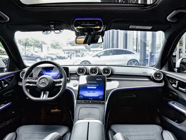 Mercedes-Benz C-Class — Фото автомобиля 11