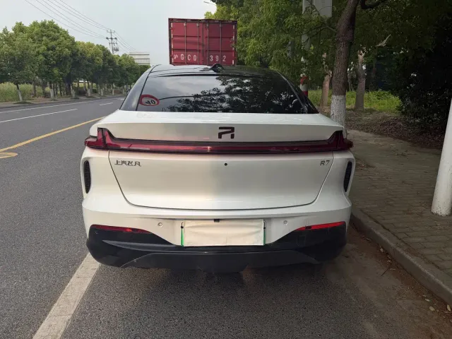 Roewe Feifan R7 2025 Urban Edition — Фото автомобиля 7
