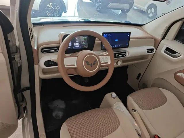 Wuling Hongguang Mini EV — Фото автомобиля 9