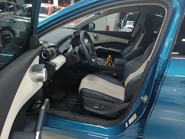 BYD Yuan PLUS — Фото автомобиля 15
