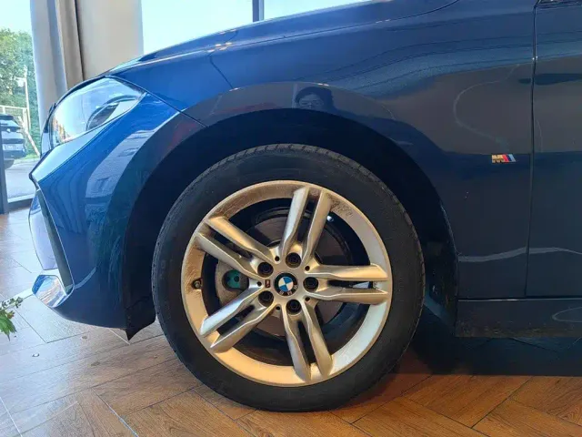 BMW 1 Series — Фото автомобиля 15