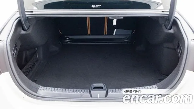 Mercedes-Benz E-Class W214 — Фото автомобиля 11