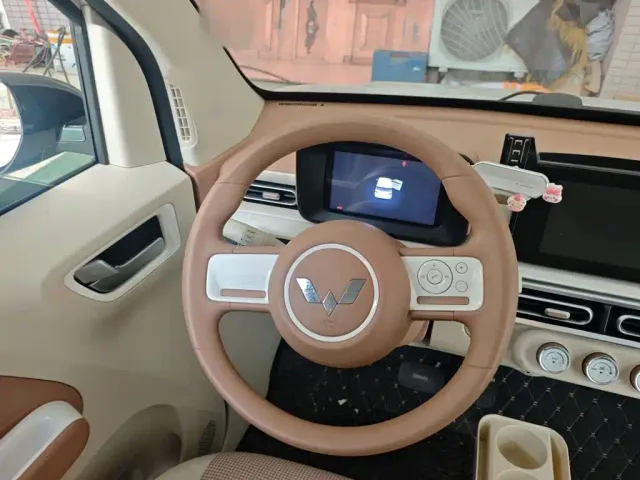 Wuling Hongguang Mini EV — Фото автомобиля 2