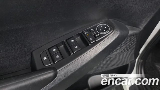 Kia Seltos — Фото автомобиля 17