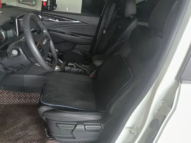 Maxus G50 — Фото автомобиля 10