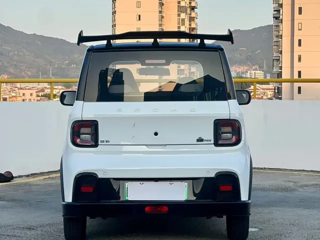 Geely Panda — Фото автомобиля 8