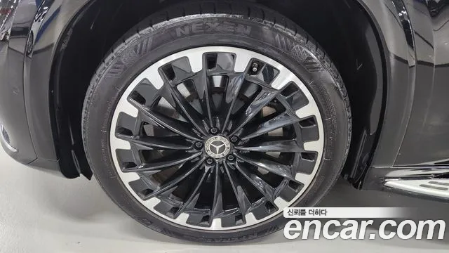 Mercedes-Benz EQS — Фото автомобиля 5