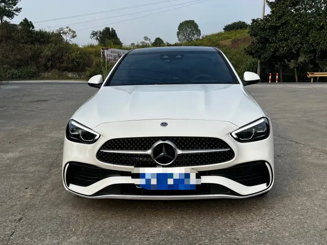 Mercedes-Benz C-Class — Фото автомобиля 2