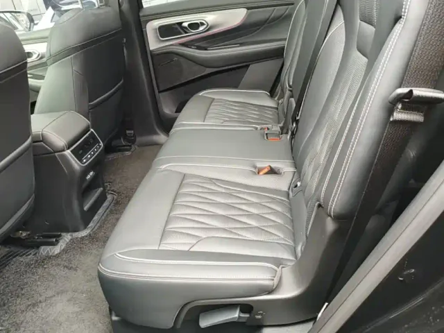 GAC Trumpchi GS8 — Фото автомобиля 16