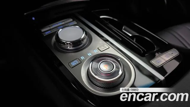 Genesis G80 Electrified G80 (RG3) — Фото автомобиля 7