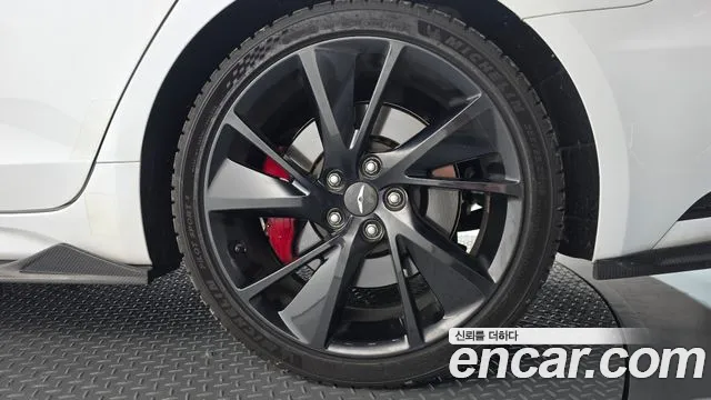 Genesis G70 New — Фото автомобиля 6