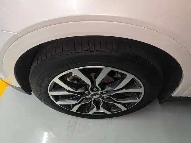 Cadillac XT5 — Фото автомобиля 22