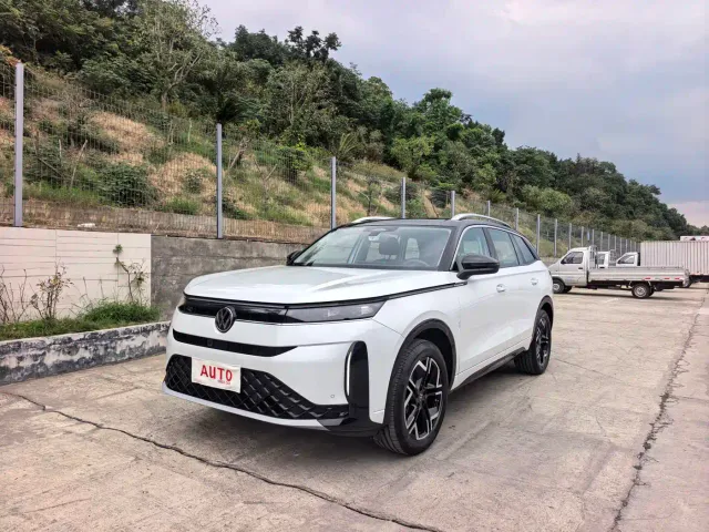 Фотография автомобиля — Volkswagen Talagon