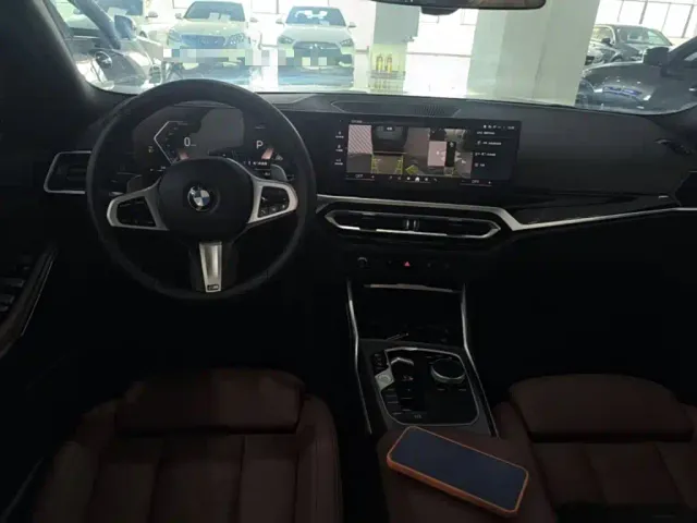 BMW 3 Series — Фото автомобиля 5