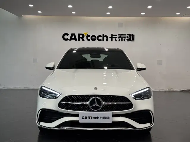 Mercedes-Benz C-Class — Фото автомобиля 2