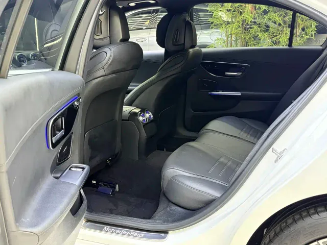 Mercedes-Benz C-Class — Фото автомобиля 4