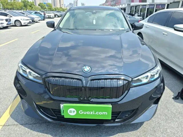 BMW i3 — Фото автомобиля 2