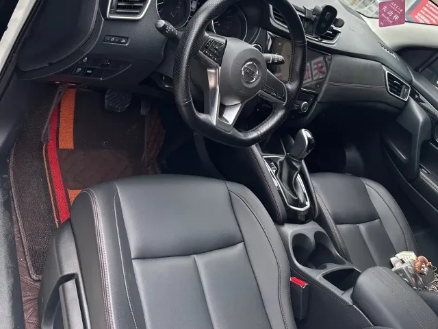 Nissan Qashqai — Фото автомобиля 3