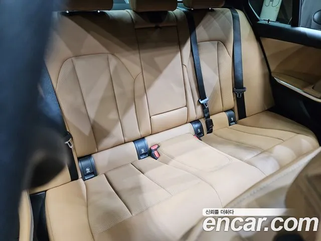 BMW 3-Series 3 серия (G20) 320i M Sport — Фото автомобиля 18