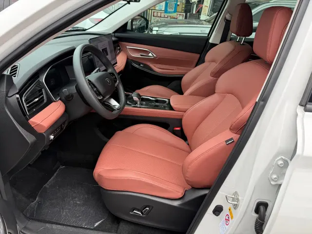 Changan CS75 — Фото автомобиля 9