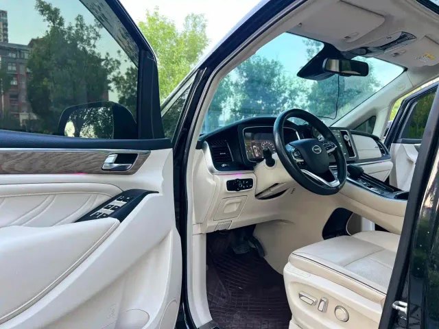 GAC Trumpchi M8 — Фото автомобиля 9