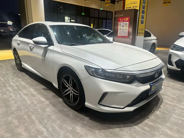 Honda Inspire — Фото автомобиля 3