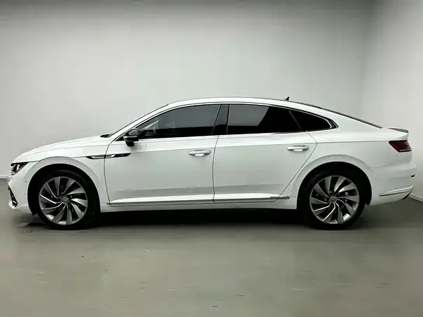 Volkswagen CC — Фото автомобиля 3