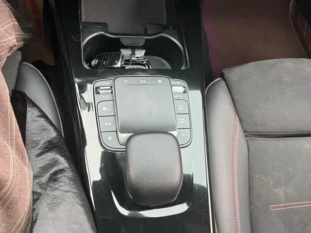 Mercedes-Benz A-Class — Фото автомобиля 14