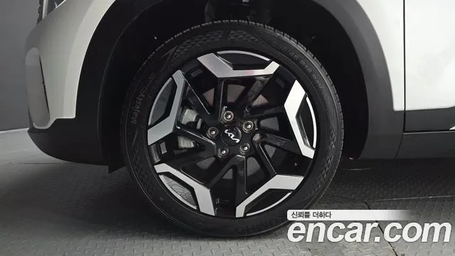 Kia Seltos New — Фото автомобиля 5