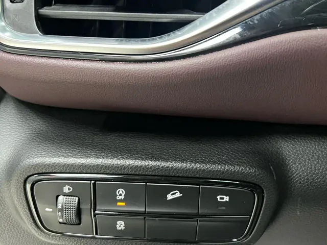 GAC Trumpchi M6 — Фото автомобиля 18