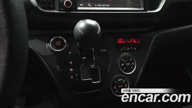 Kia RAY Новый Kia Ray Фургон — Фото автомобиля 9