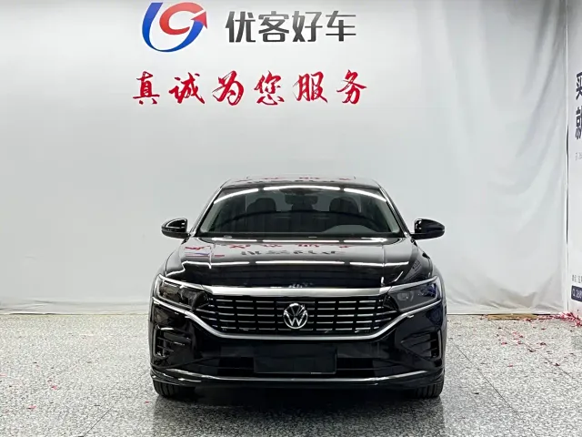 Volkswagen Passat — Фото автомобиля 2