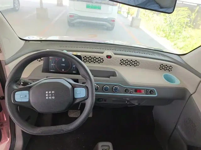 DFSK Mini EV — Фото автомобиля 9