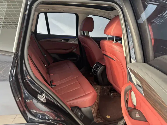 BMW X3 — Фото автомобиля 23