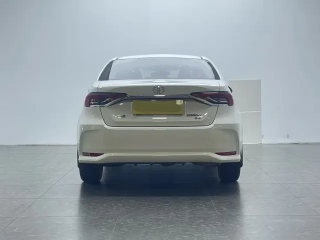 Toyota Corolla — Фото автомобиля 5