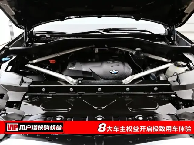 BMW BMW X5 2025 Model xDrive 30Li Exclusive M Sport Blackout Package — Фото автомобиля 7