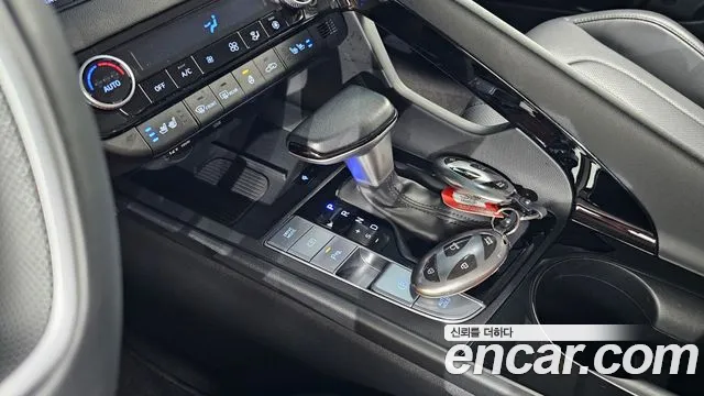 Hyundai Avante CN7 — Фото автомобиля 12