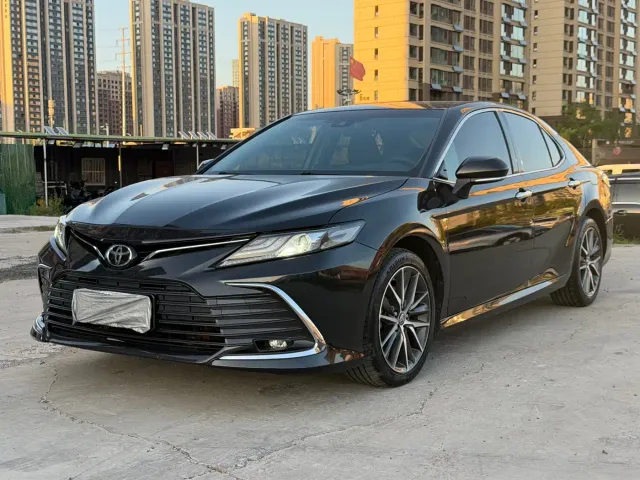 Фотография автомобиля — Toyota Camry