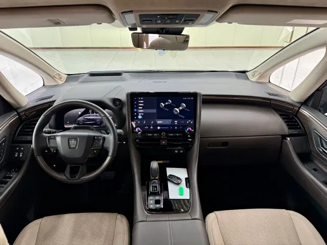 Toyota Vellfire — Фото автомобиля 7