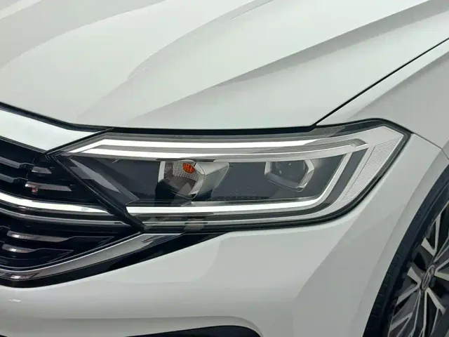 Volkswagen Sagitar — Фото автомобиля 15