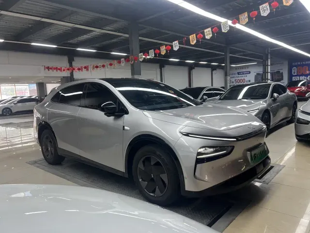 Xpeng G7 — Фото автомобиля 3
