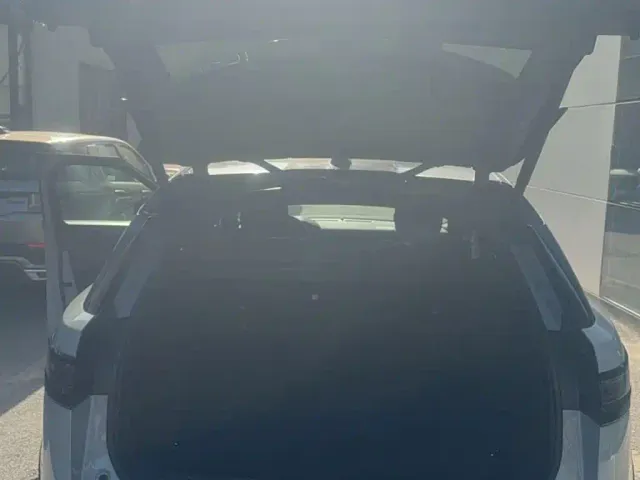 Land Rover Range Rover Velar — Фото автомобиля 16