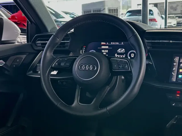 Audi A3 — Фото автомобиля 11