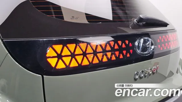 Hyundai Casper — Фото автомобиля 8