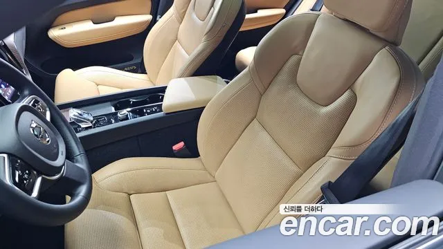 Volvo XC60 2nd Gen — Фото автомобиля 30