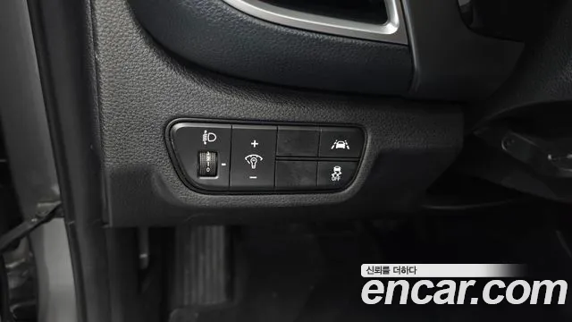 Kia Seltos Seltos Бензин 1.6 турбо 2WD — Фото автомобиля 16