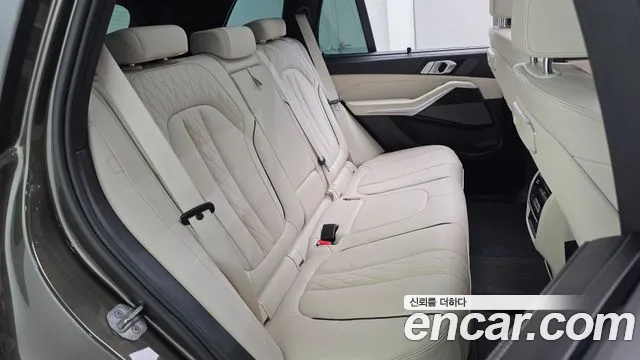 BMW X5 xDrive 40i M Sport — Фото автомобиля 11