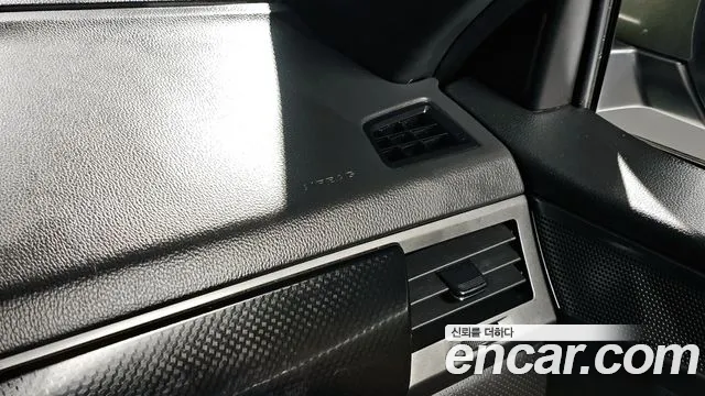 KG_Mobility_Ssangyong Rexton Новый Rexton Sport Khan Дизель 2.2 4WD — Фото автомобиля 30