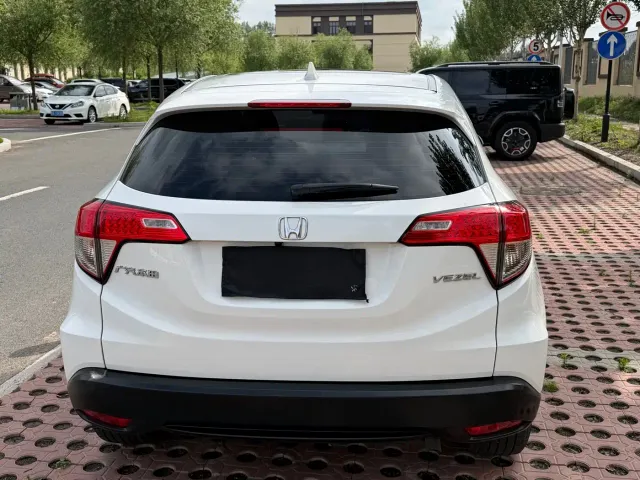 Honda Vezel — Фото автомобиля 5